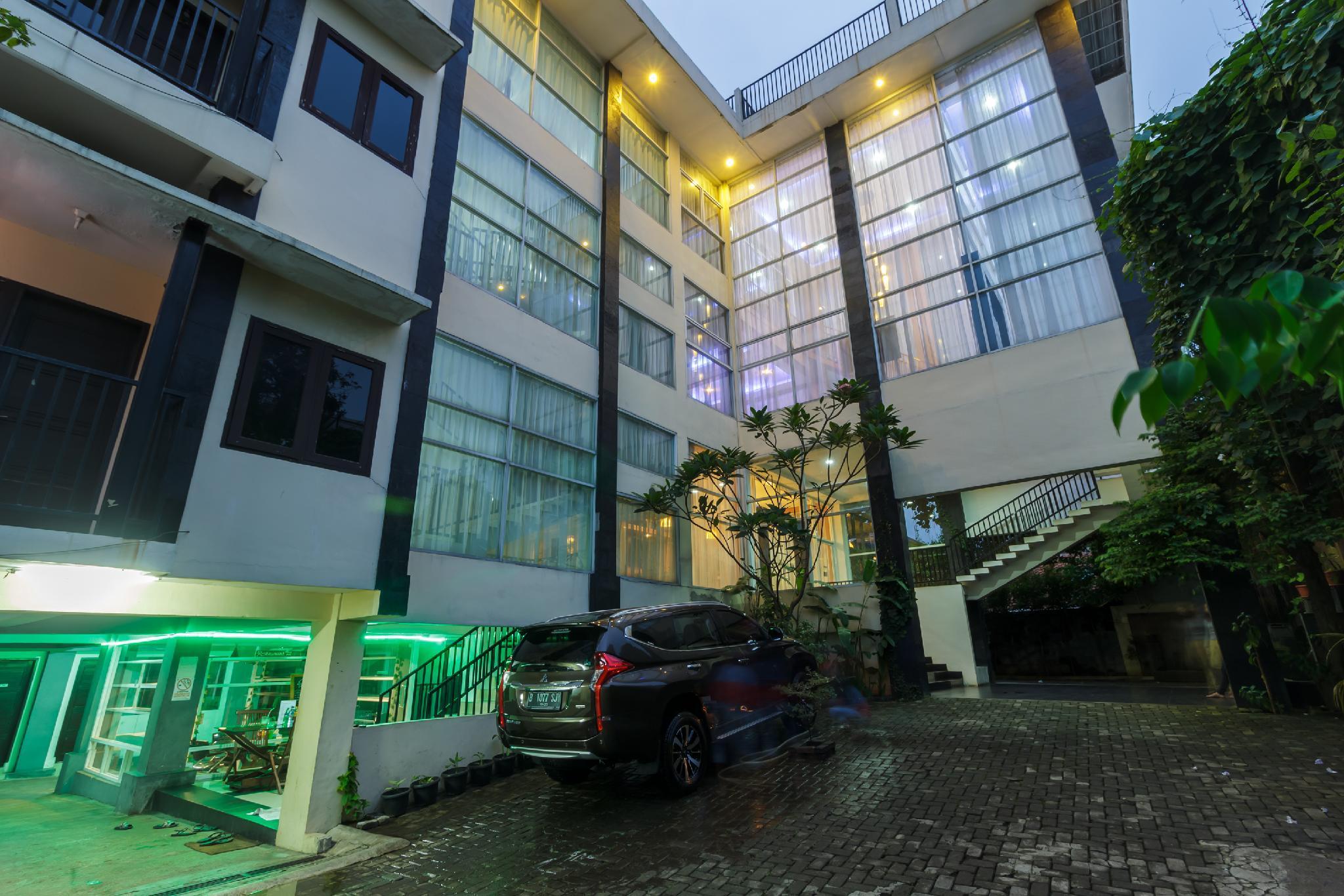 Rumah tetamu Reddoorz Premium @ Ampera Raya 2 3*